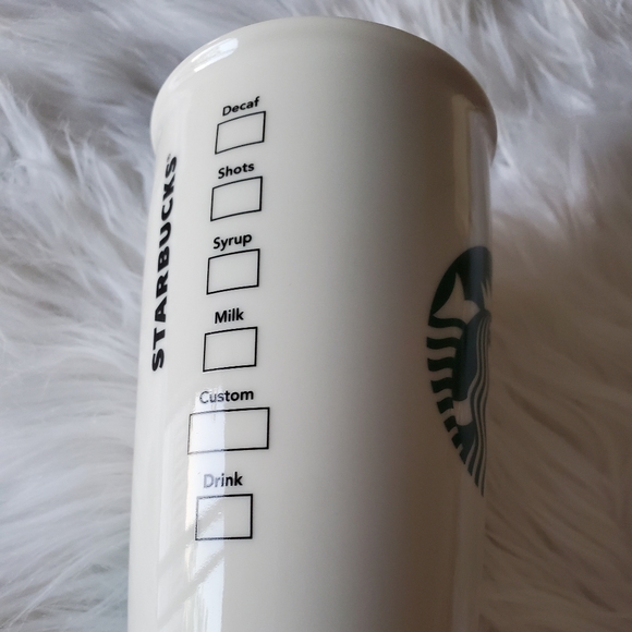 Limited edition Disney Starbucks tumbler - Picture 7 of 8